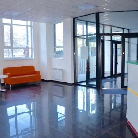 Apartments Orange Kiev Exterior foto